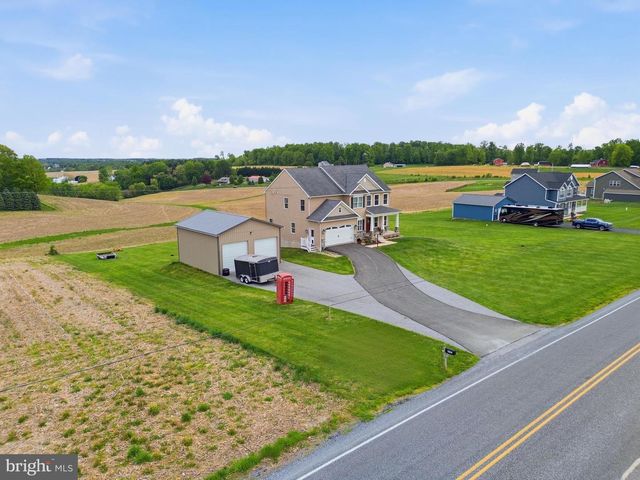 6792 HICKORY RD, Stewartstown, PA 17363