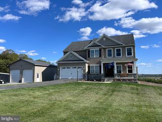 6792 HICKORY RD, Stewartstown, PA 17363