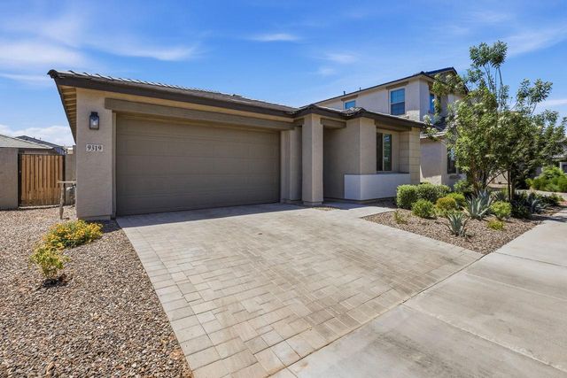 9319 E Sector Drive, Mesa, AZ 85212