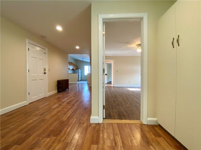 16 Clearview Avenue B, Portsmouth, RI 02871