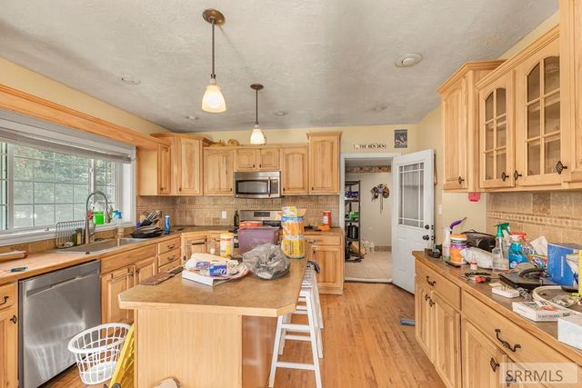 12473 N 5th E, Idaho Falls, ID 83401