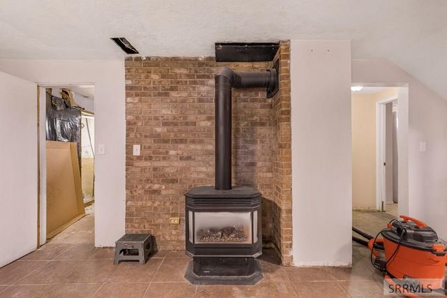 12473 N 5th E, Idaho Falls, ID 83401