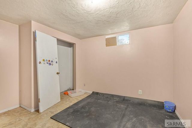 12473 N 5th E, Idaho Falls, ID 83401