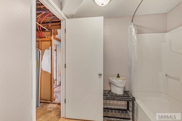 12473 N 5th E, Idaho Falls, ID 83401