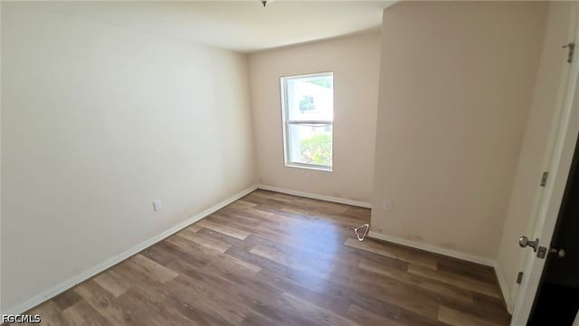 9112 Aegean CIR, Lehigh Acres, FL 33936