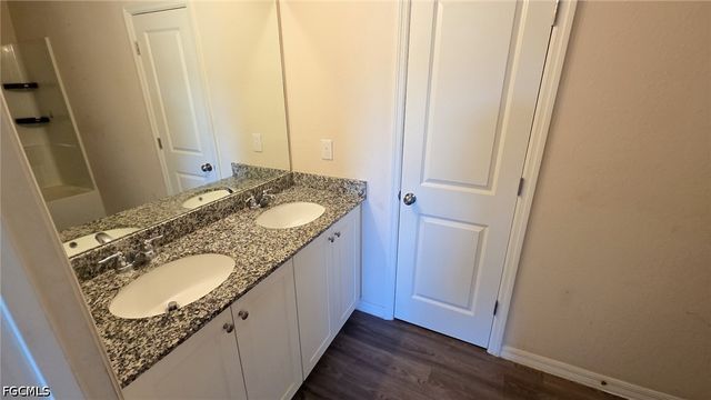 9112 Aegean CIR, Lehigh Acres, FL 33936