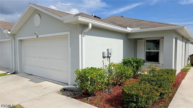 9112 Aegean CIR, Lehigh Acres, FL 33936