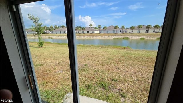 9112 Aegean CIR, Lehigh Acres, FL 33936