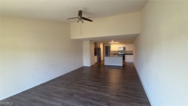 9112 Aegean CIR, Lehigh Acres, FL 33936