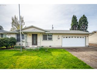 2365 L St, Springfield, OR 97477