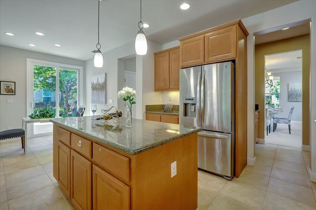 626 W La Canada Ave, Mountain House, CA 95391