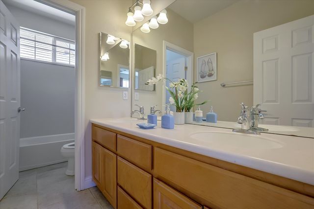 626 W La Canada Ave, Mountain House, CA 95391