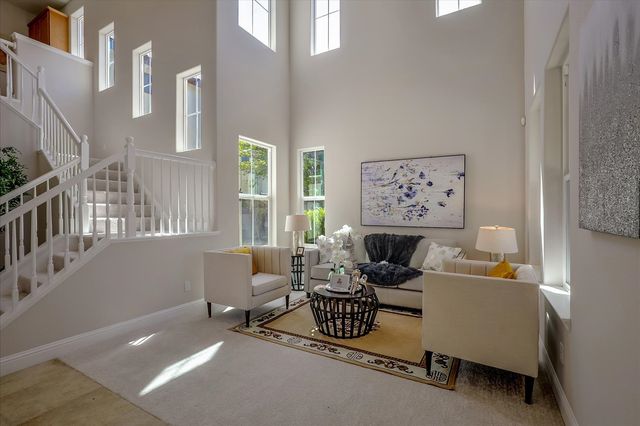 626 W La Canada Ave, Mountain House, CA 95391