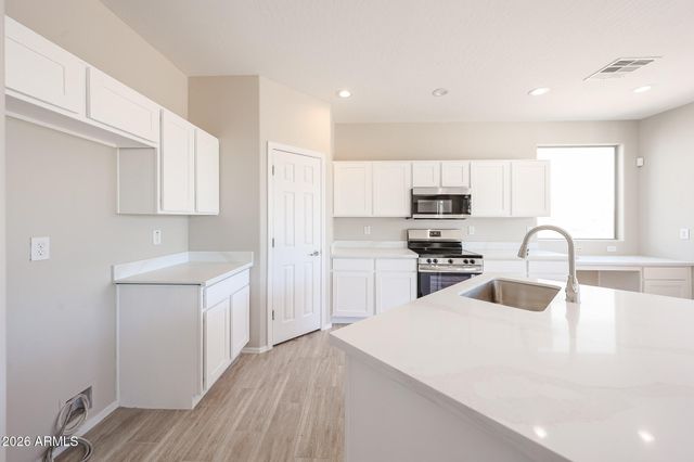 18161 N COOK Drive, Maricopa, AZ 85138
