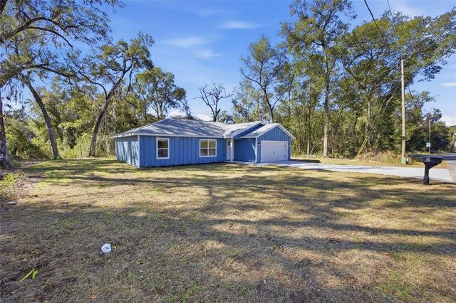 8 SPRING LOOP, Ocala, FL 34472