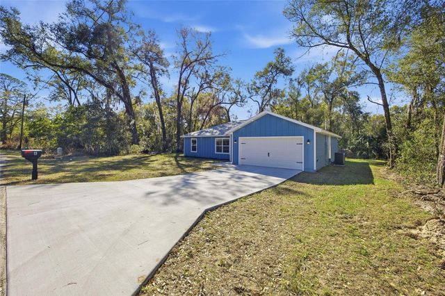 8 SPRING LOOP, Ocala, FL 34472