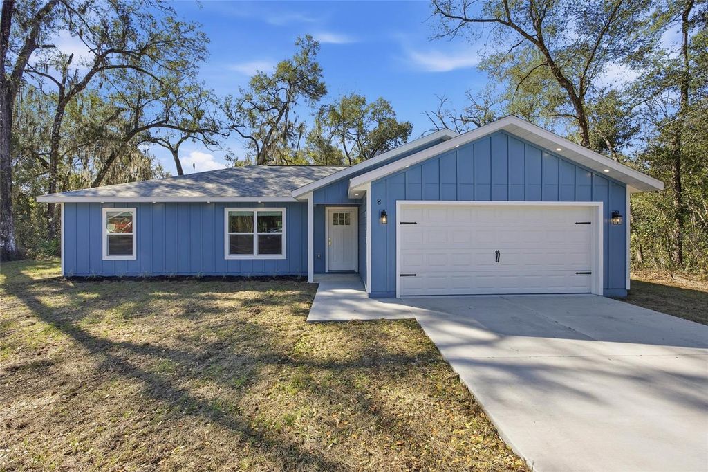 8 SPRING LOOP, Ocala, FL 34472