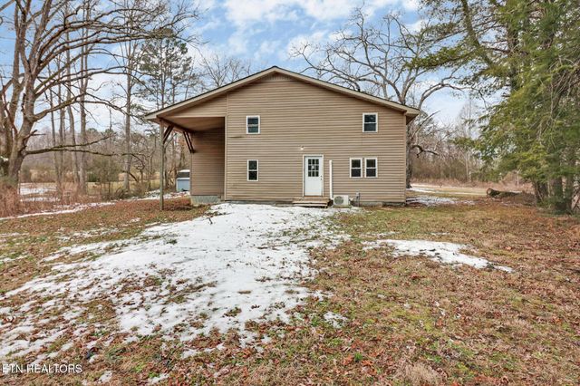 452 White Oak St, Jamestown, TN 38556