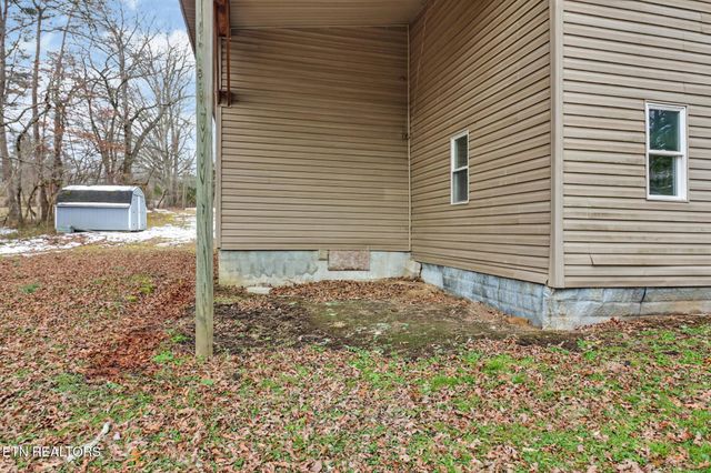 452 White Oak St, Jamestown, TN 38556
