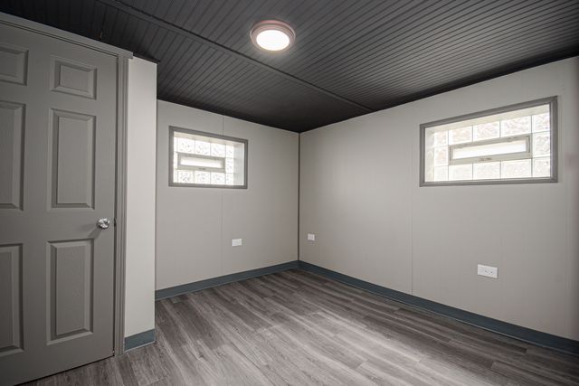 5533 S Menard Avenue, Chicago, IL 60638