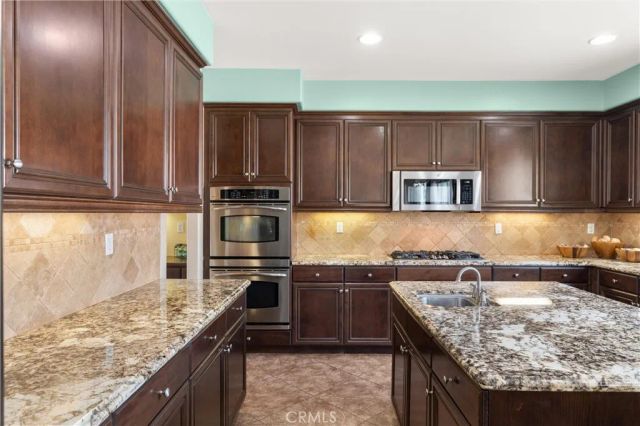 1448 Palermo Drive, Perris, CA 92571