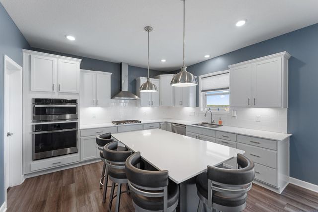 771 Spancil Hill Ridge Drive, Woodbury, MN 55129