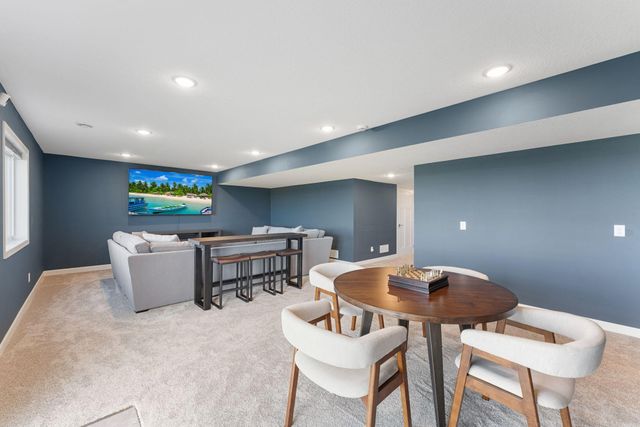 771 Spancil Hill Ridge Drive, Woodbury, MN 55129