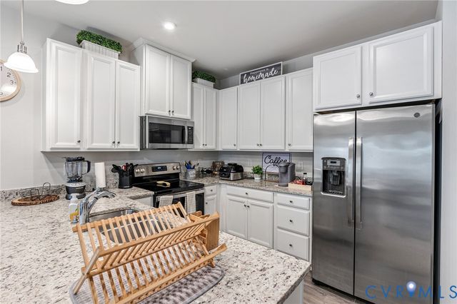 12604 Prestonfield Dr, Chester, VA 23836