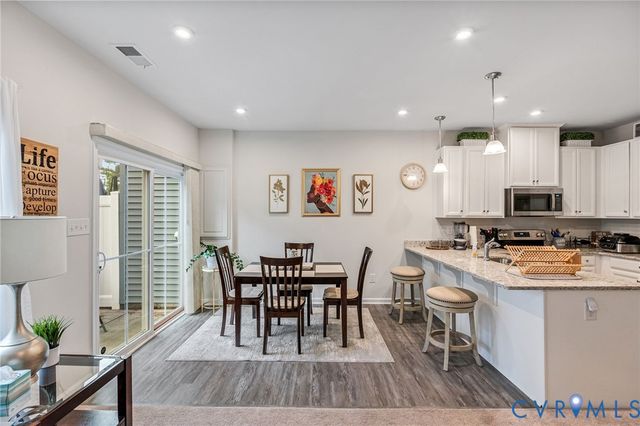 12604 Prestonfield Dr, Chester, VA 23836