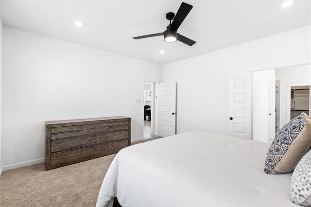 404 Kendall Crest Drive, Alvin, TX 77511