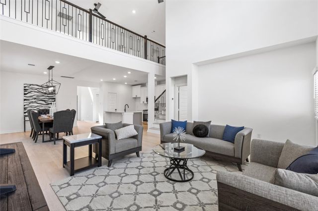 404 Kendall Crest Drive, Alvin, TX 77511