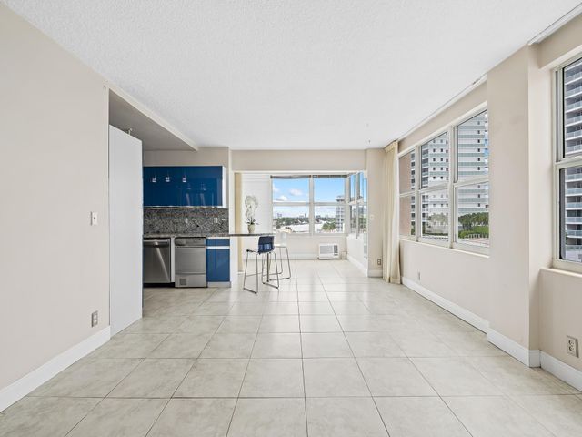 345 N Fort Lauderdale Beach Blvd 801, Fort Lauderdale, FL 33304