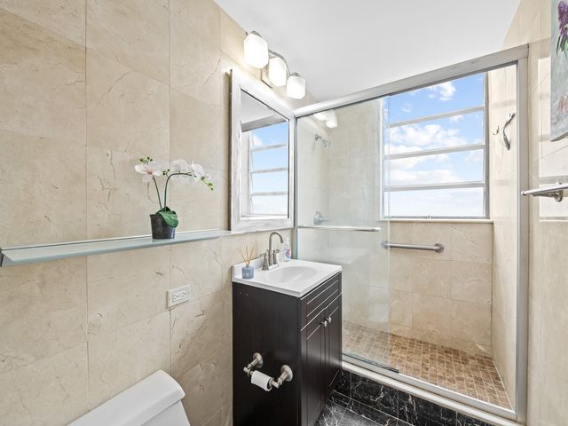 345 N Fort Lauderdale Beach Blvd 801, Fort Lauderdale, FL 33304