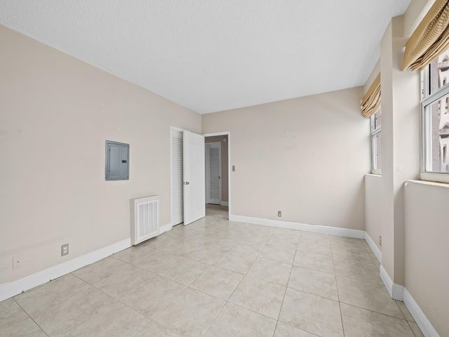 345 N Fort Lauderdale Beach Blvd 801, Fort Lauderdale, FL 33304