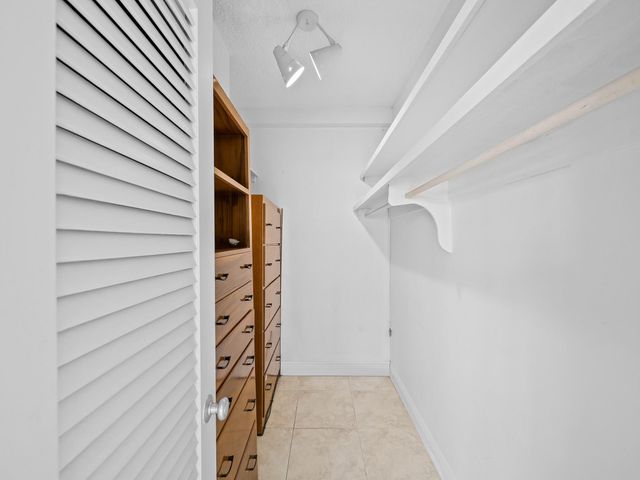 345 N Fort Lauderdale Beach Blvd 801, Fort Lauderdale, FL 33304