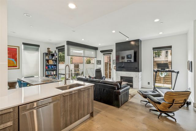 3923 Cole Avenue 102, Dallas, TX 75204