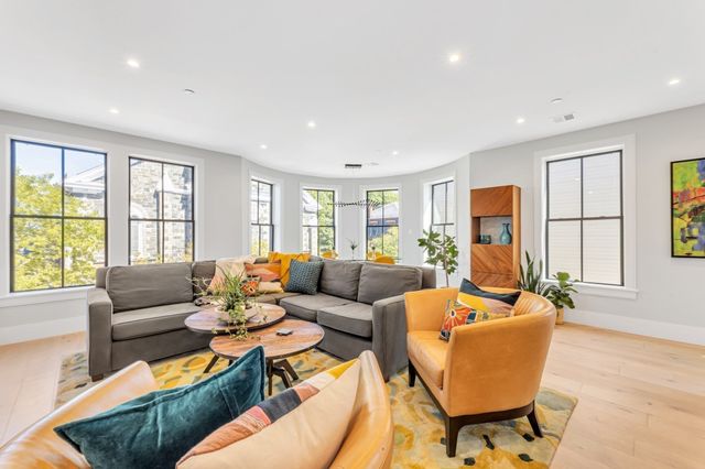 322 Bunker Hill St 3, Boston, MA 02129
