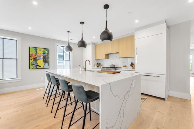 322 Bunker Hill St 3, Boston, MA 02129
