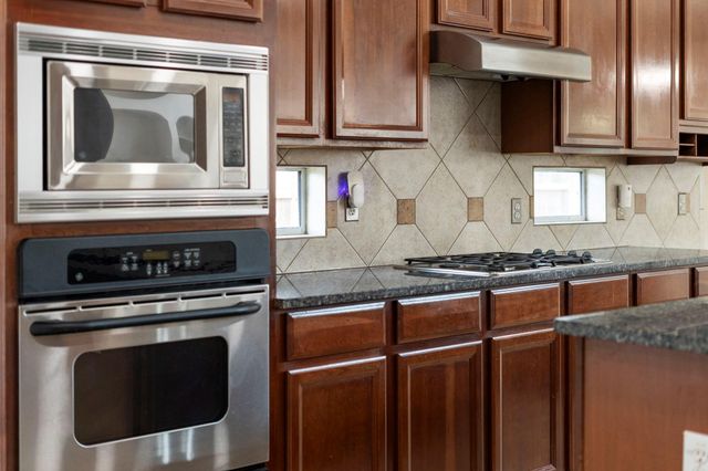 10334 Cape Hatteras Way, Missouri City, TX 77459