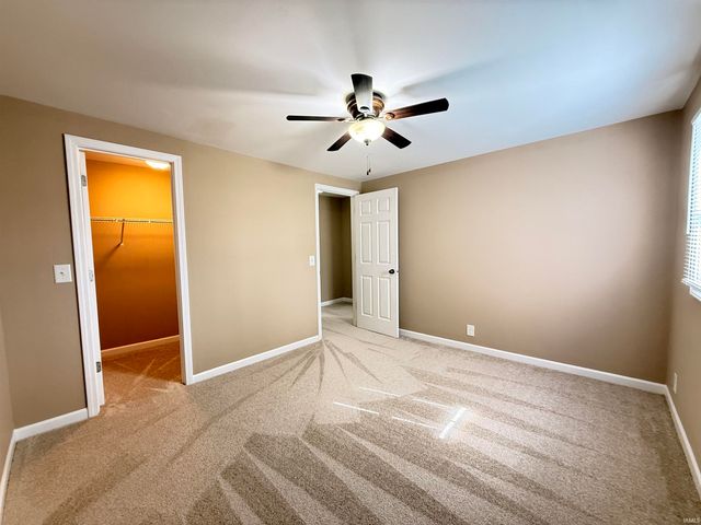 321 E Poplar Street, Boonville, IN 47601