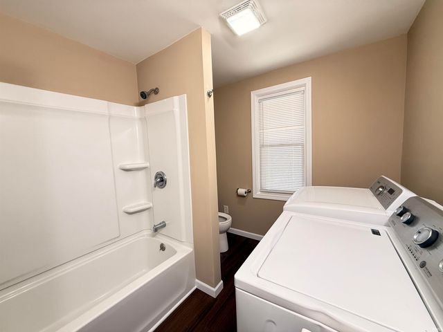 321 E Poplar Street, Boonville, IN 47601