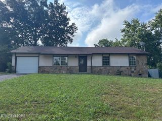 6436 NW Tewksbury Drive, Knoxville, TN 37921