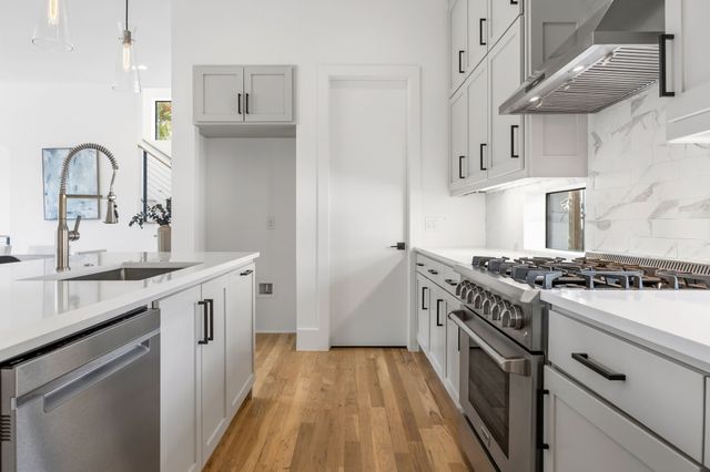 2719 Reagan Street 104, Dallas, TX 75219