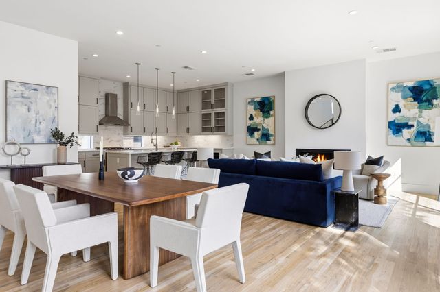 2719 Reagan Street 104, Dallas, TX 75219