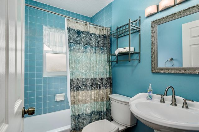 7001 PLACE DE LA PAIX 2A, South Pasadena, FL 33707