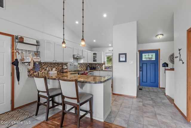 19820 S Alcan Rd, Coeur D'alene, ID 83814
