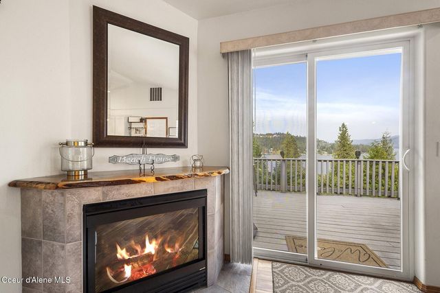 19820 S Alcan Rd, Coeur D'alene, ID 83814