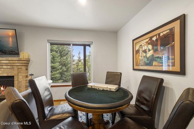 19820 S Alcan Rd, Coeur D'alene, ID 83814