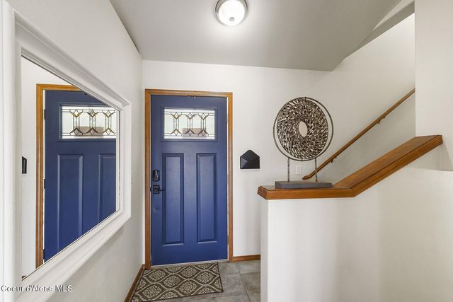 19820 S Alcan Rd, Coeur D'alene, ID 83814