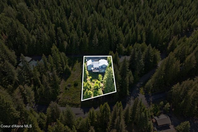 19820 S Alcan Rd, Coeur D'alene, ID 83814